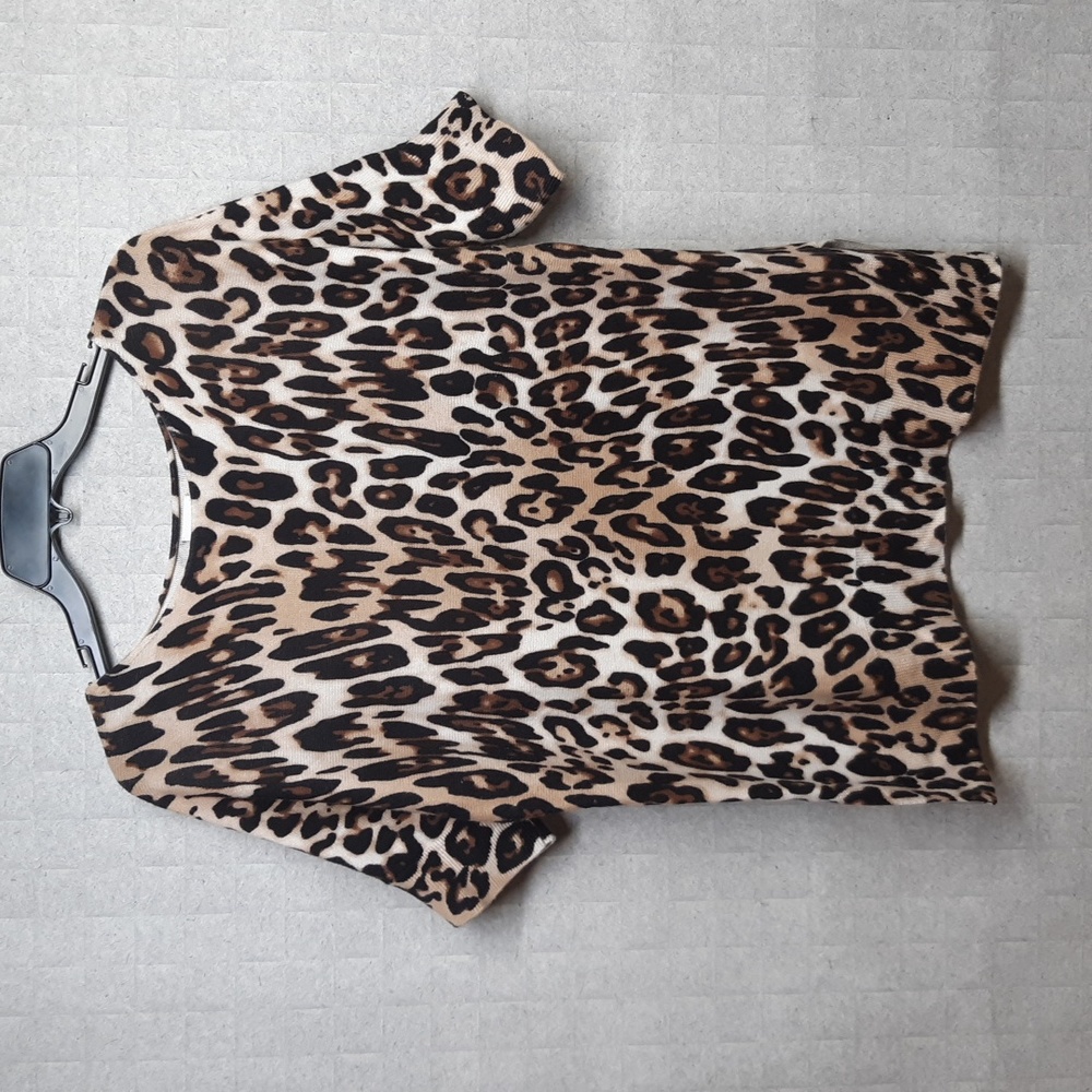 Chico's Short Sleeve Animal Print Sweater